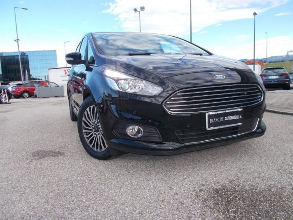 Ford S-Max 2.0 EcoBlue 150CV Start&Stop Aut. Titanium Business (3)
