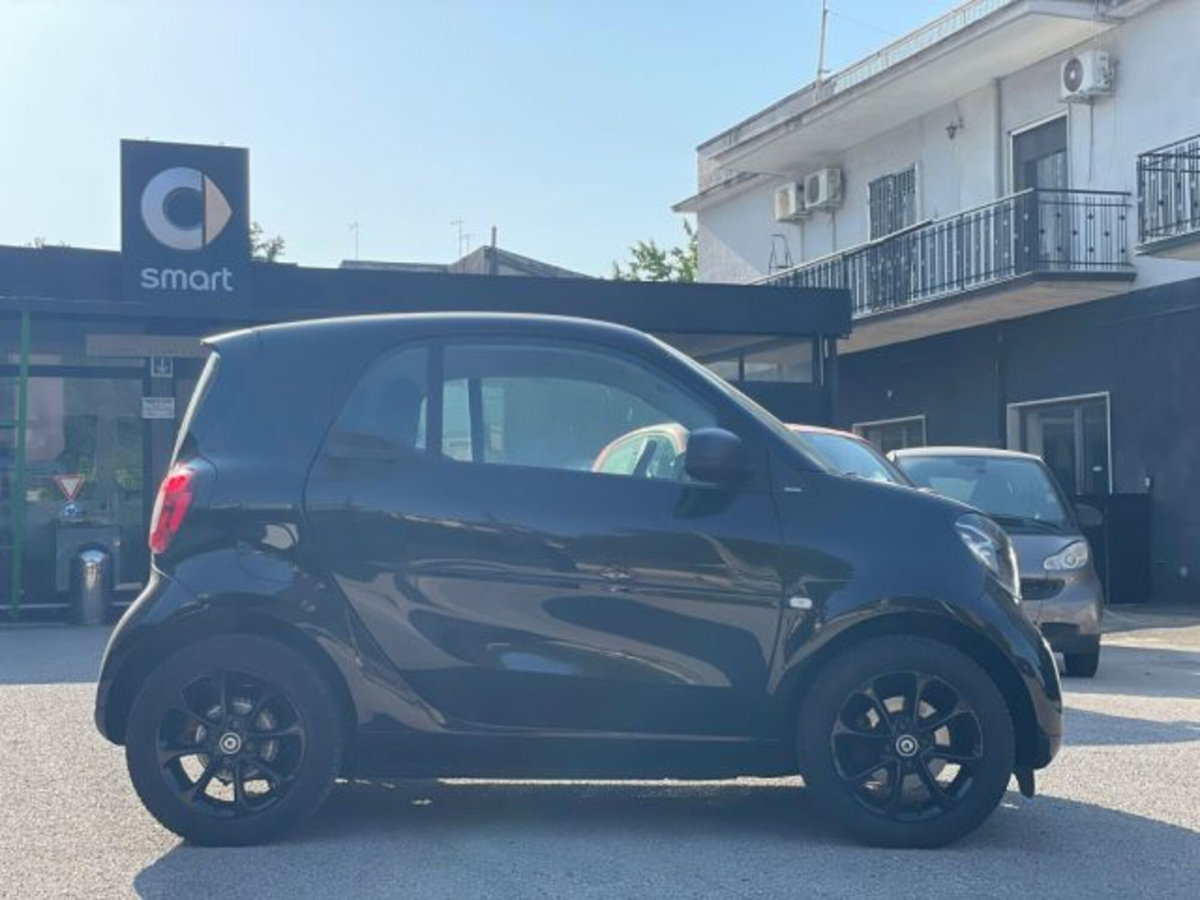 smart Fortwo 70 1.0 twinamic Urban (5)