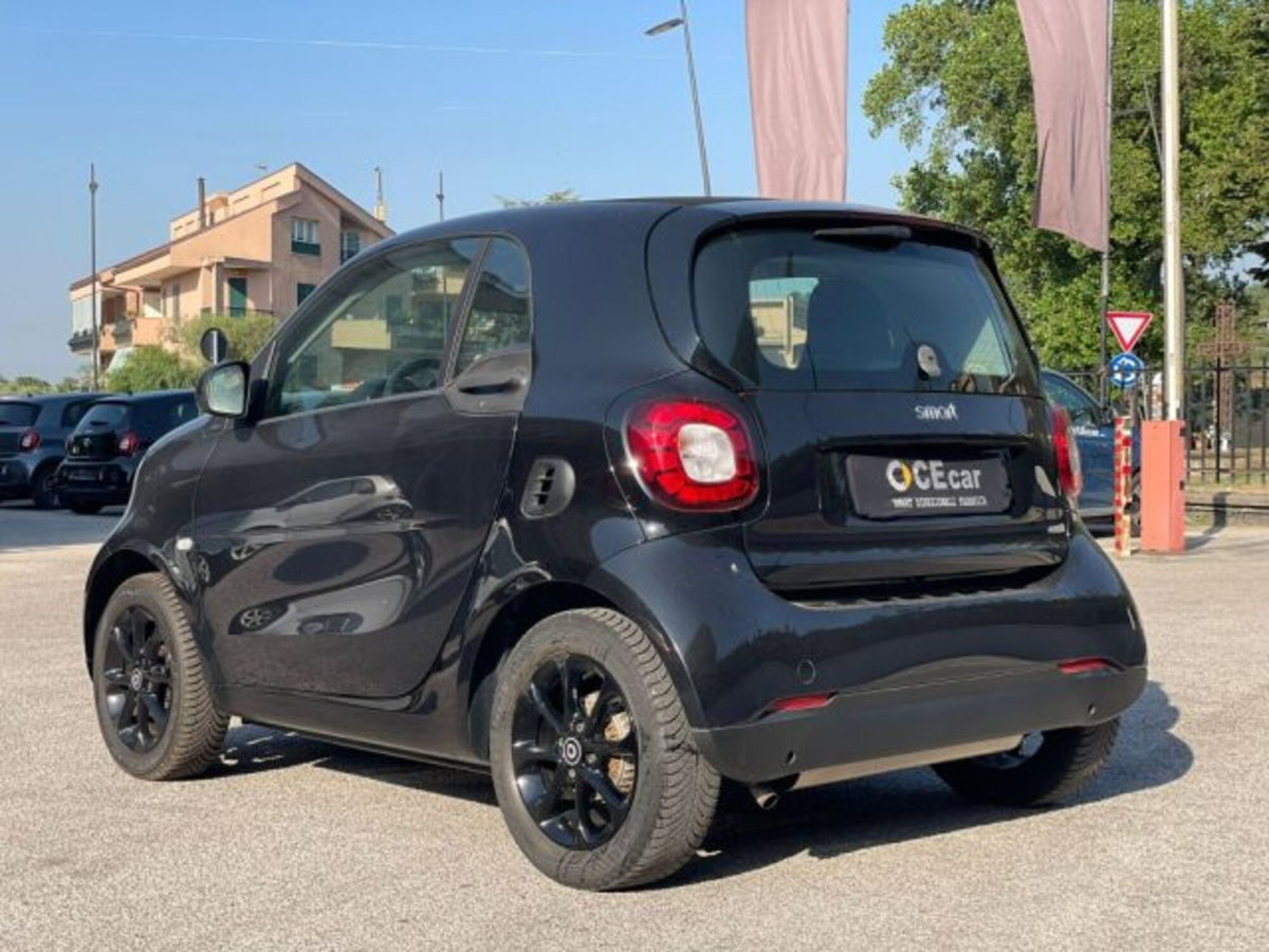 smart Fortwo 70 1.0 twinamic Urban (9)