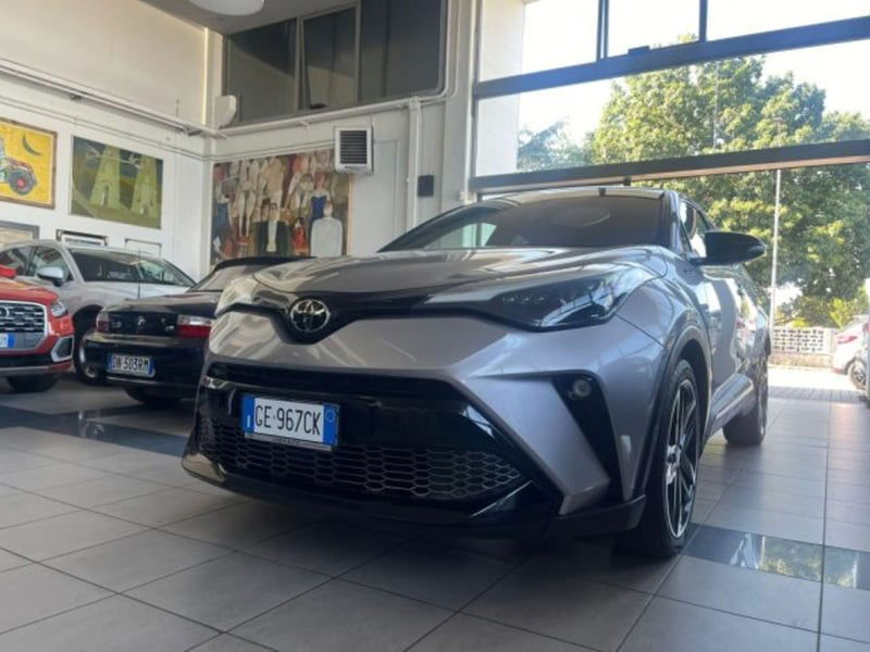 Toyota Toyota C-HR 2.0 Hybrid E-CVT GR Sport