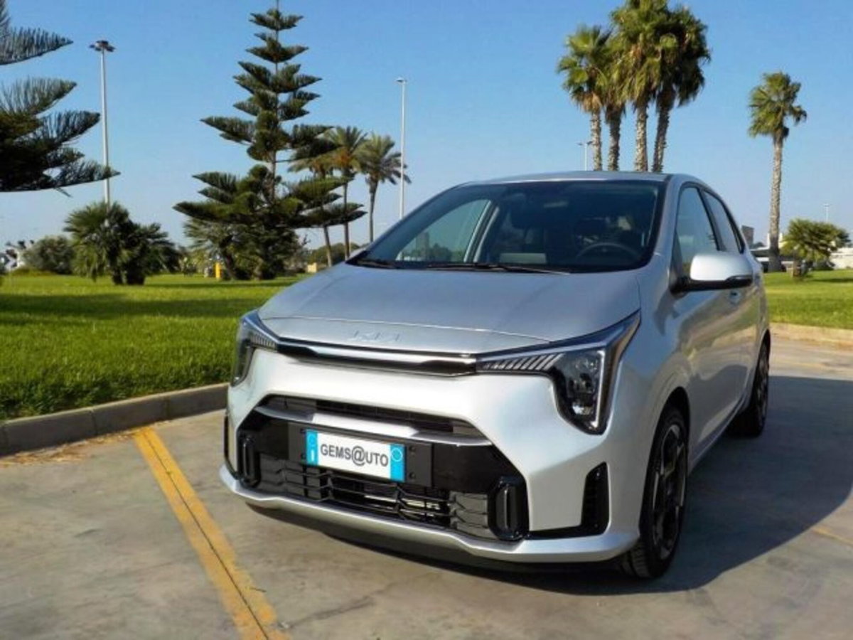 Kia Picanto 1.0 12V 5 porte AMT Style (2)