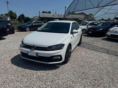 Volkswagen Polo 1.0 tsi R-Line 95cv (2)