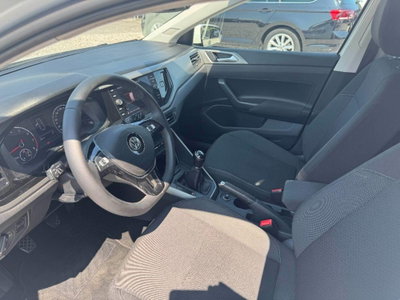 Volkswagen Polo 1.0 tsi R-Line 95cv (9)