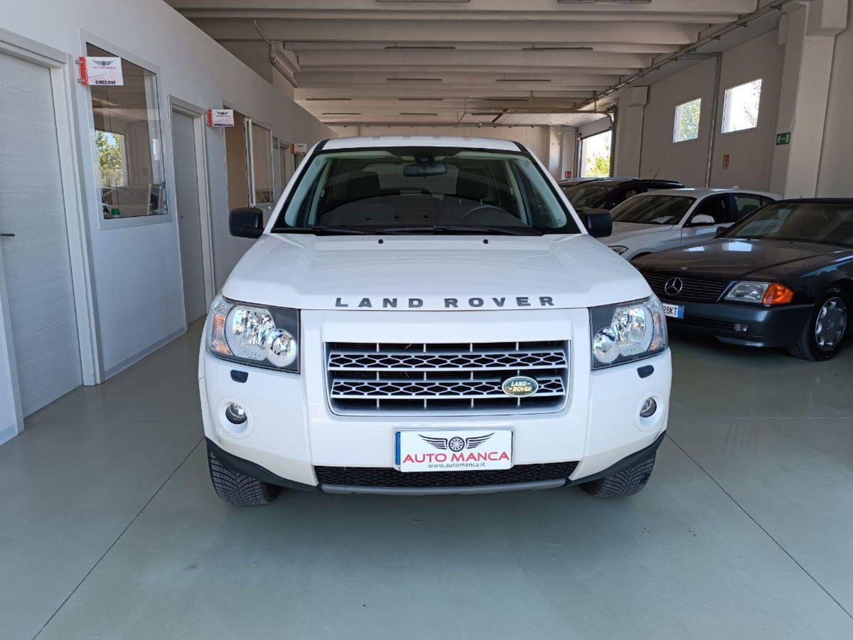 Land Rover Freelander 2.2 TD4 S.W. E (2)
