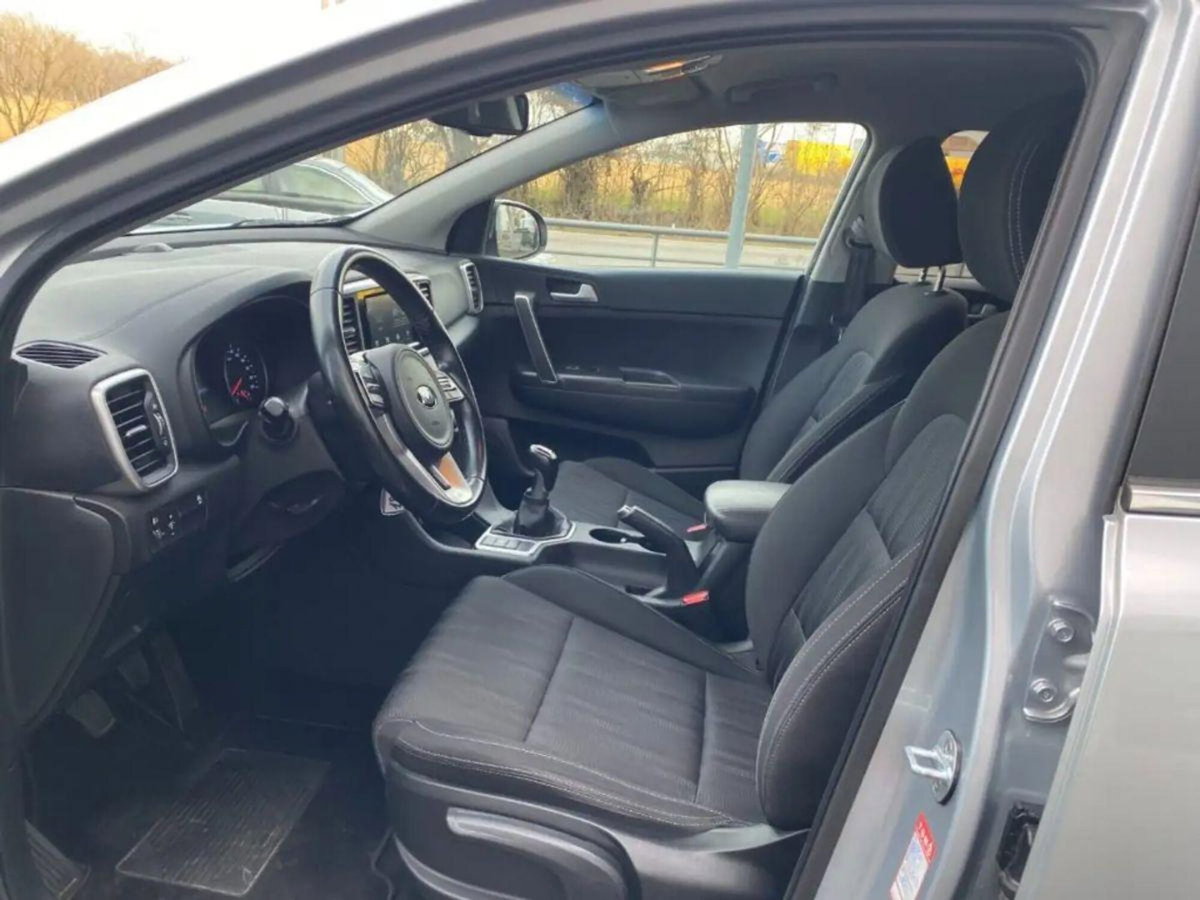 Kia Sportage 1.6 GDI 2WD Active (5)