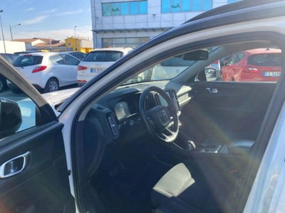 Volvo XC40 D3 AWD Geartronic (9)