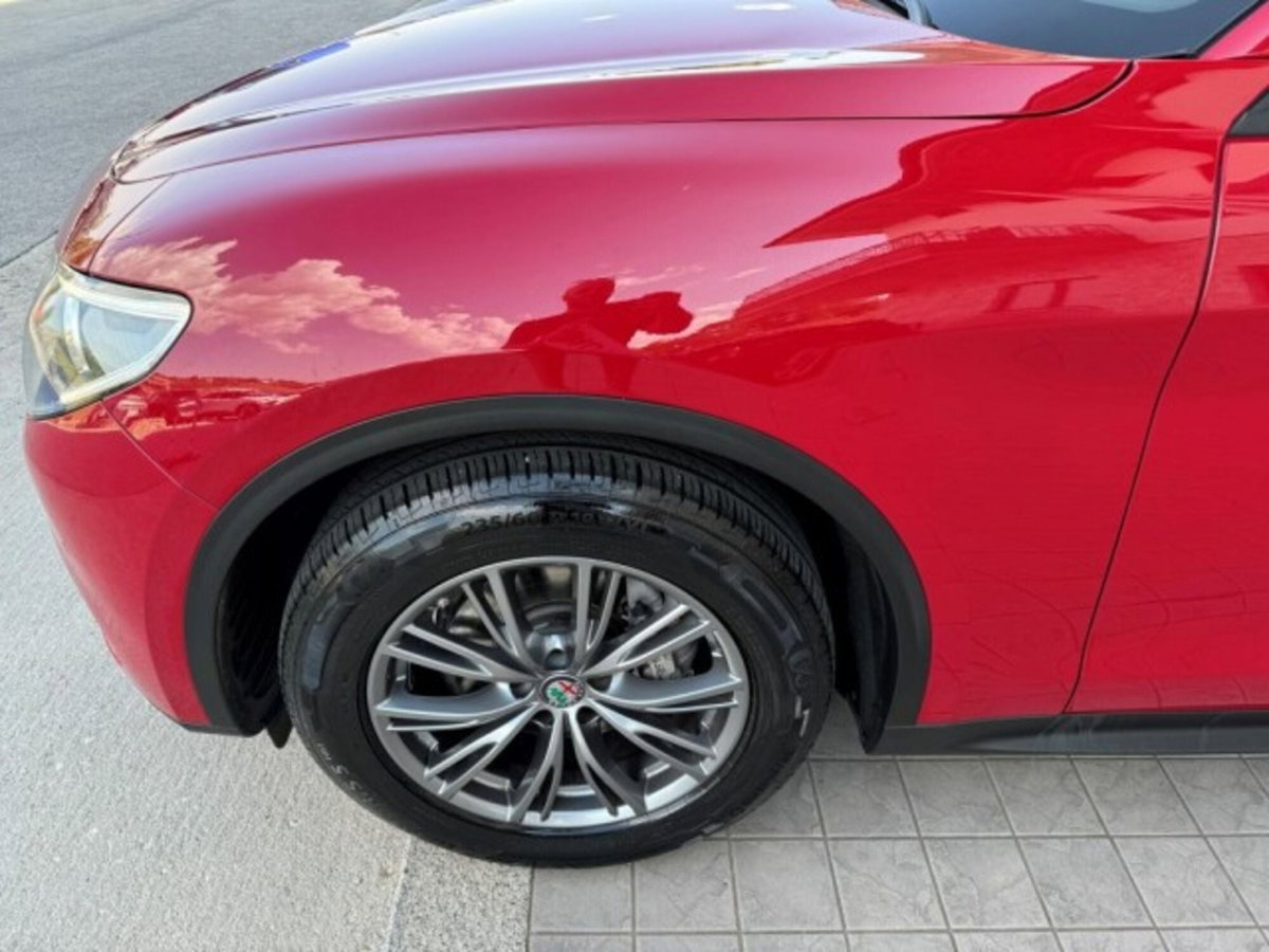 Alfa Romeo Stelvio 2.2 t Intensa rwd 160cv auto (13)