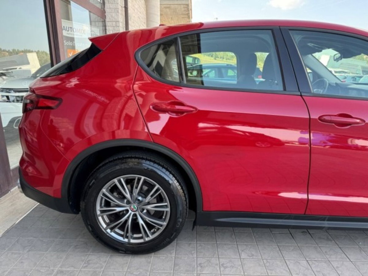 Alfa Romeo Stelvio 2.2 t Intensa rwd 160cv auto (8)