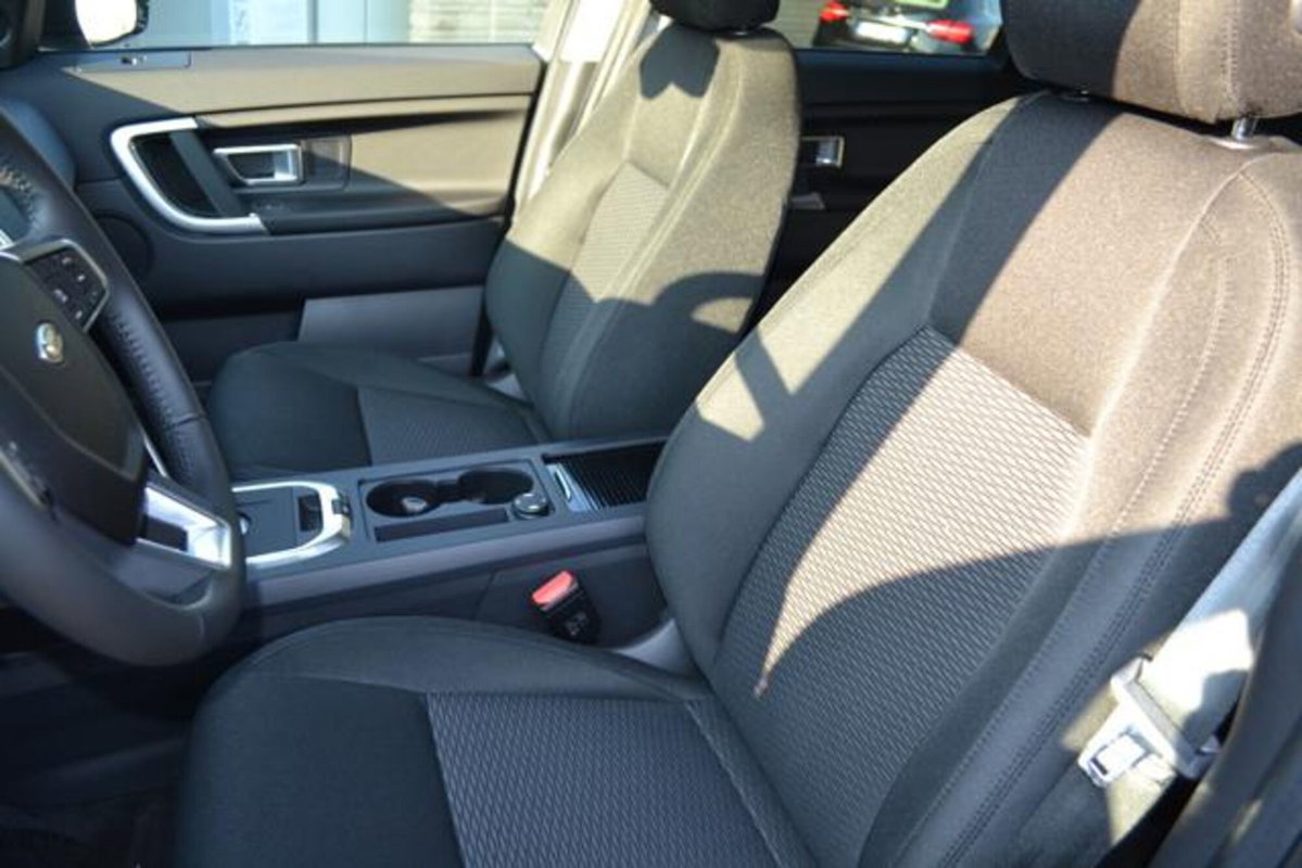 Land Rover Discovery Sport 2.0 TD4 150 CV SE (3)