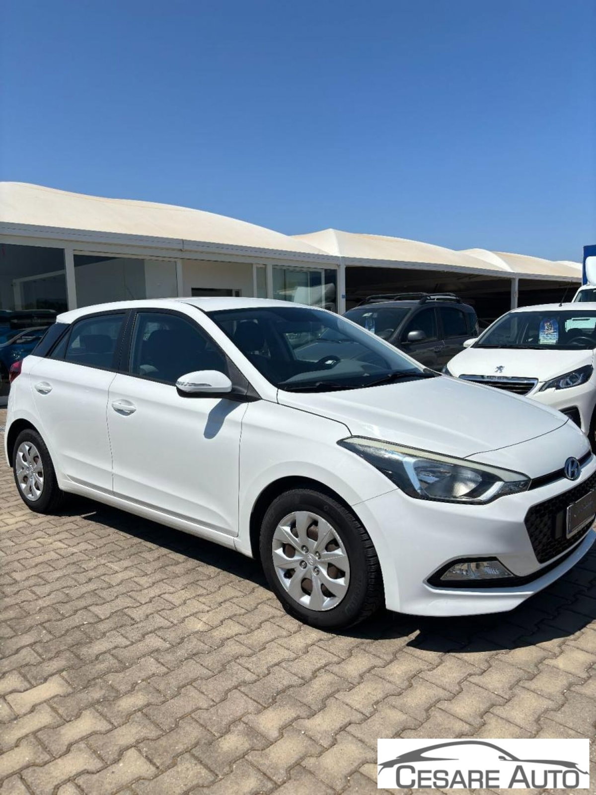 Hyundai i20 1.1 CRDi 12V 5 porte Comfort (2)