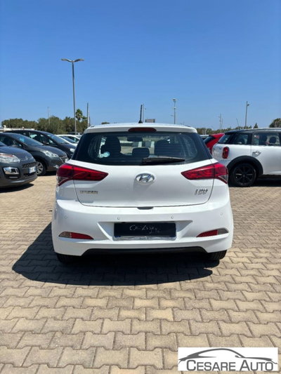 Hyundai i20 1.1 CRDi 12V 5 porte Comfort (4)