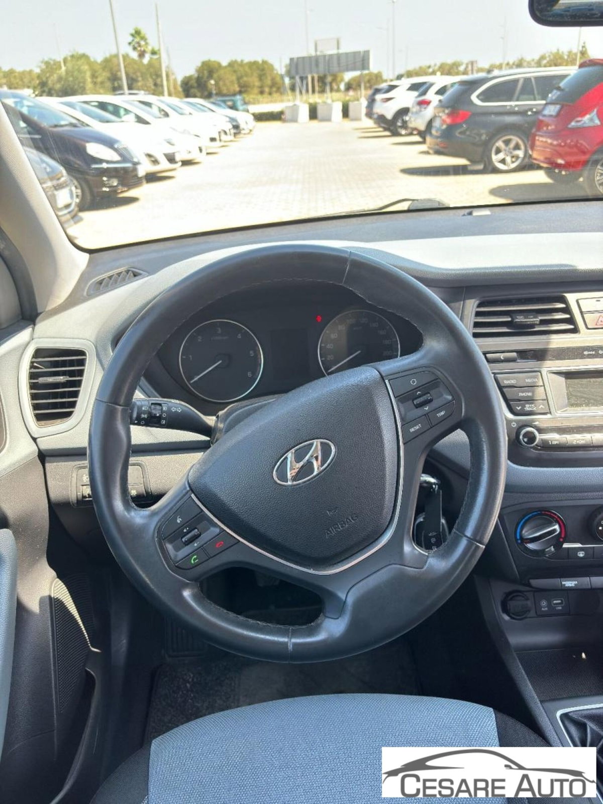 Hyundai i20 1.1 CRDi 12V 5 porte Comfort (5)
