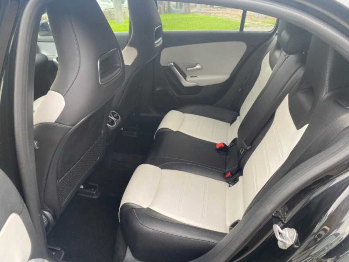 Mercedes-Benz Classe A 220 d Automatic Premium (10)