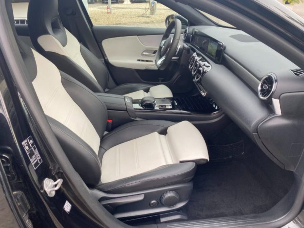 Mercedes-Benz Classe A 220 d Automatic Premium (8)