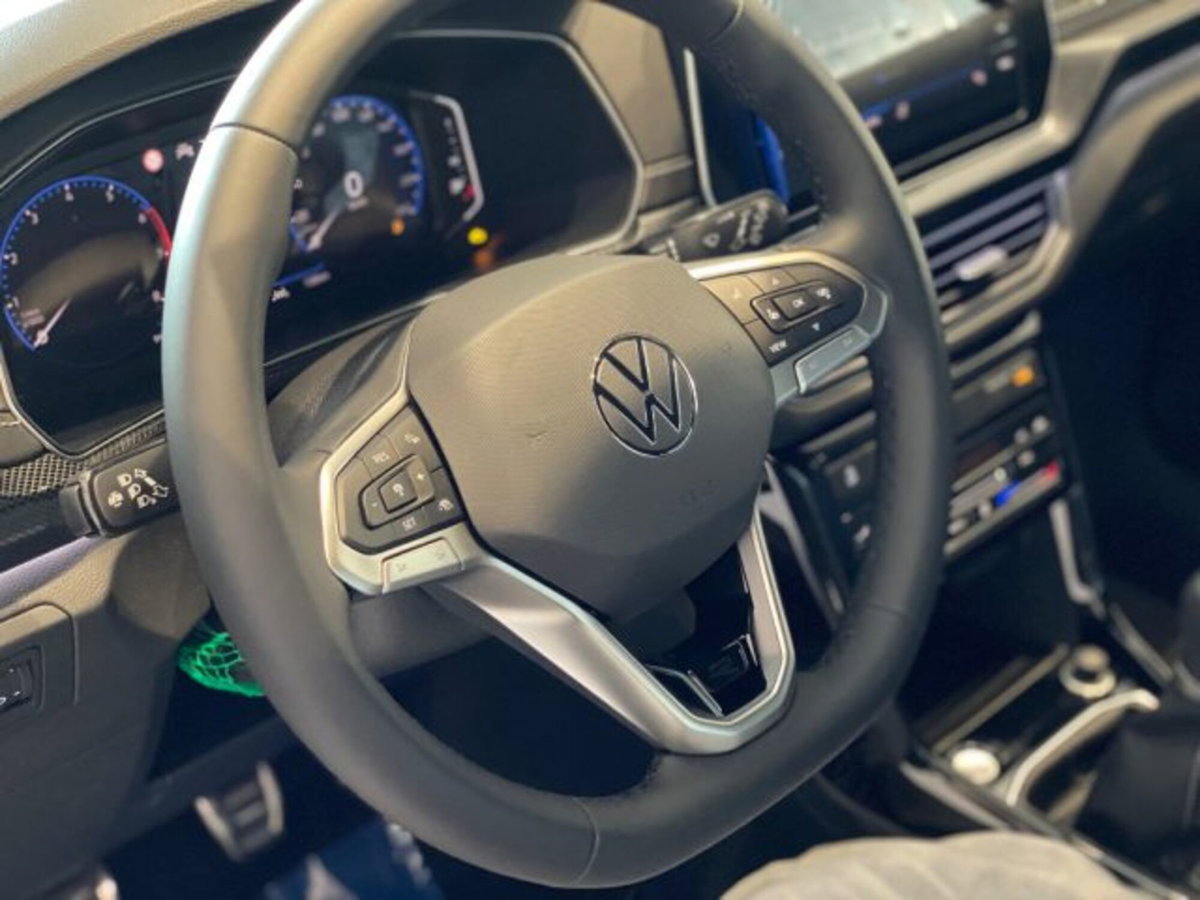 Volkswagen T-Cross 1.0 tsi R-Line 115cv (14)