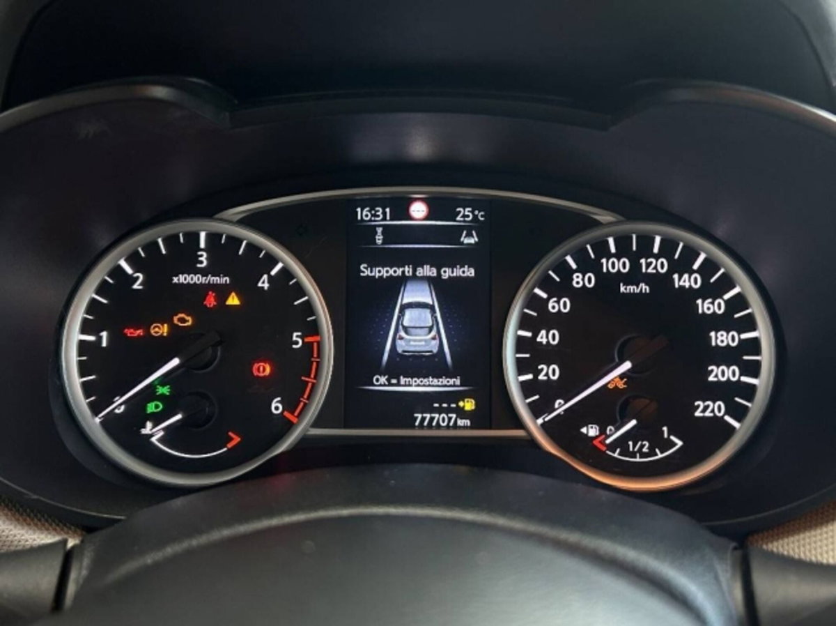 Nissan Micra dCi 90 5 porte Acenta (16)