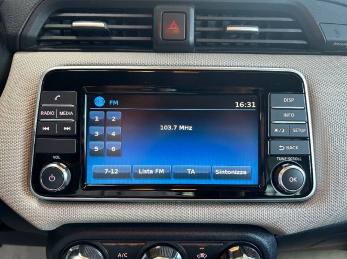 Nissan Micra dCi 90 5 porte Acenta (17)