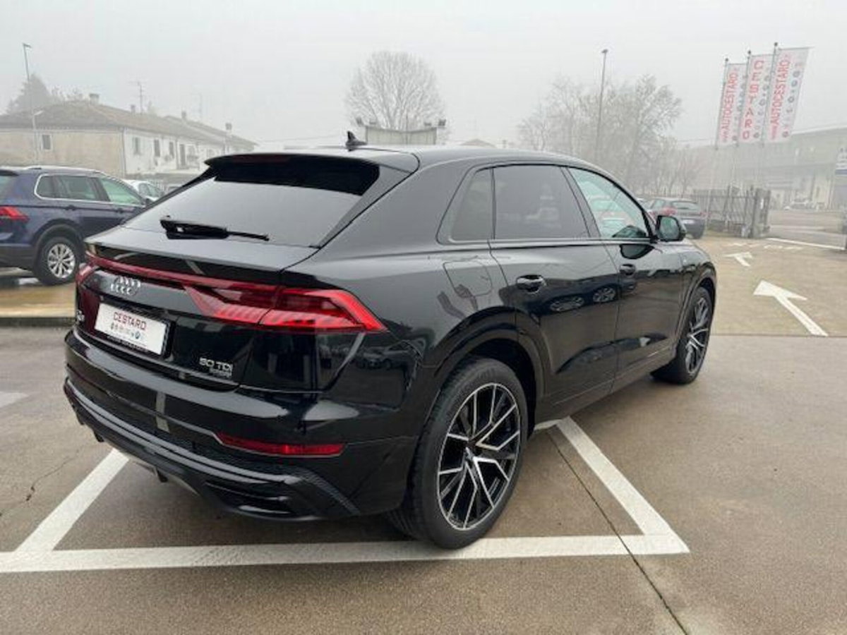 Audi Q8 Q8 50 TDI 286 CV quattro tiptronic Sport