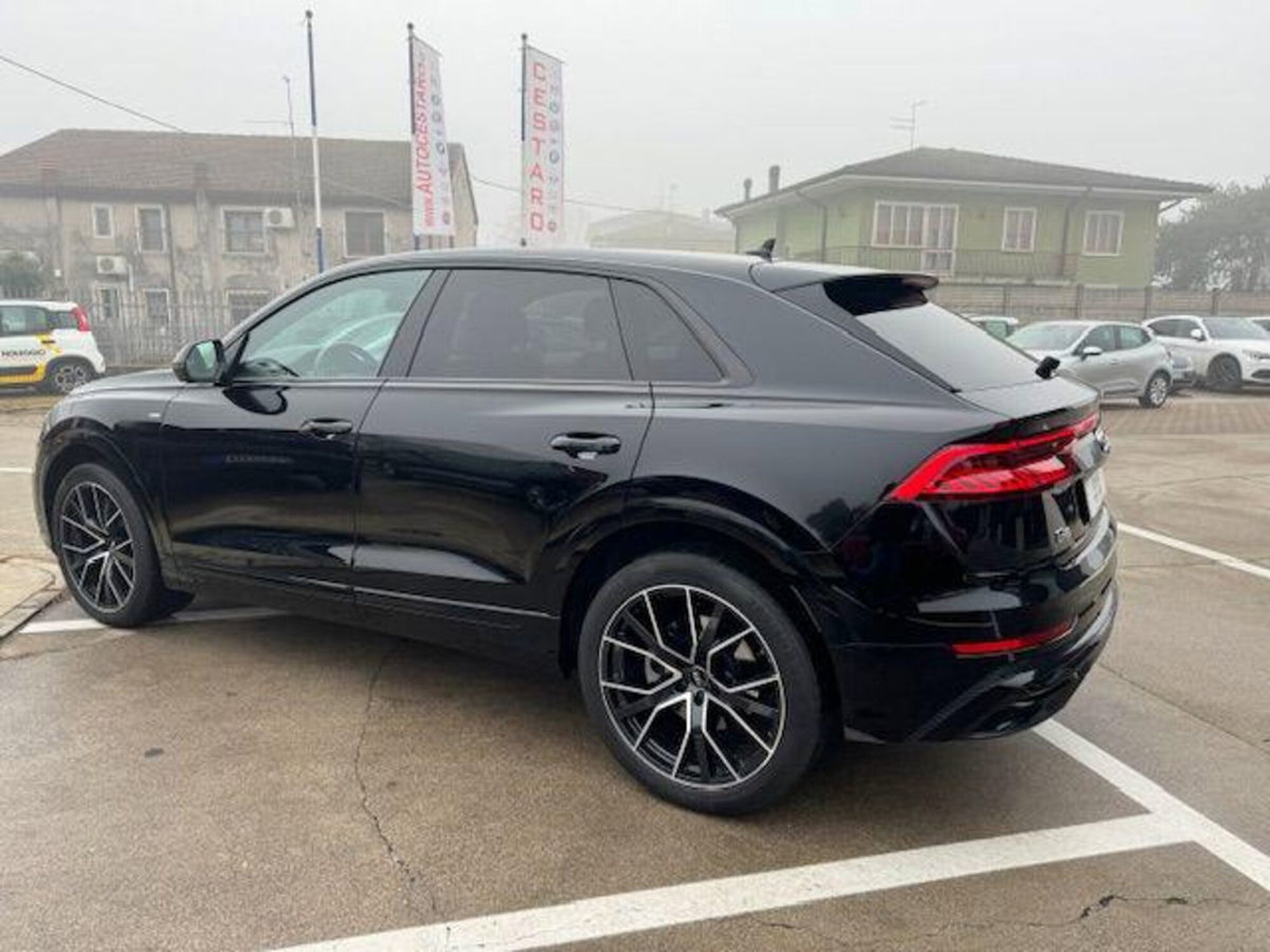 Audi Q8 Q8 50 TDI 286 CV quattro tiptronic Sport (2)