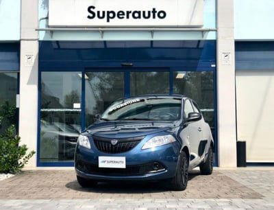Lancia Ypsilon 1.0 FireFly 5 porte S&S Hybrid Silver Plus usata