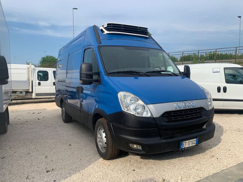 Iveco Daily Telaio 35S15 2.3 HPT PL Cabinato