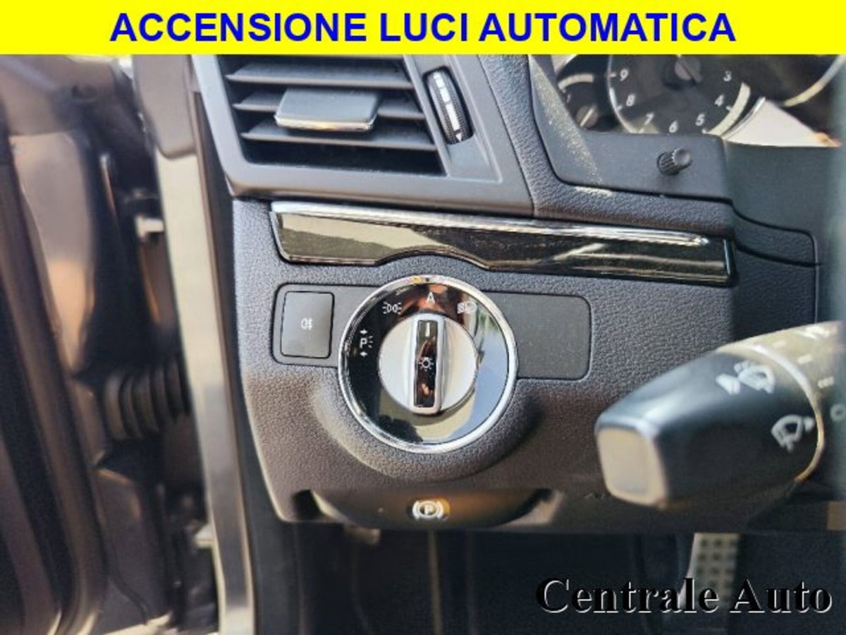 Mercedes-Benz Classe E Cabrio 350 CDI Cabrio BlueEFFICIENCY Avantgarde (13)