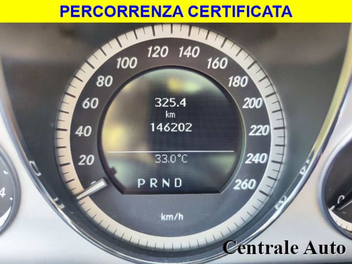 Mercedes-Benz Classe E Cabrio 350 CDI Cabrio BlueEFFICIENCY Avantgarde (6)