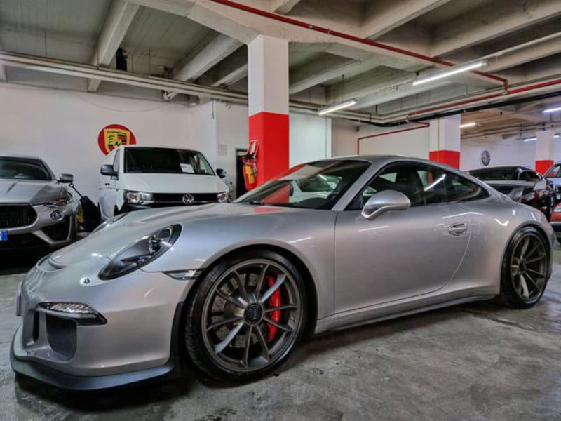 Porsche 911 Coupé 3.8 GT3