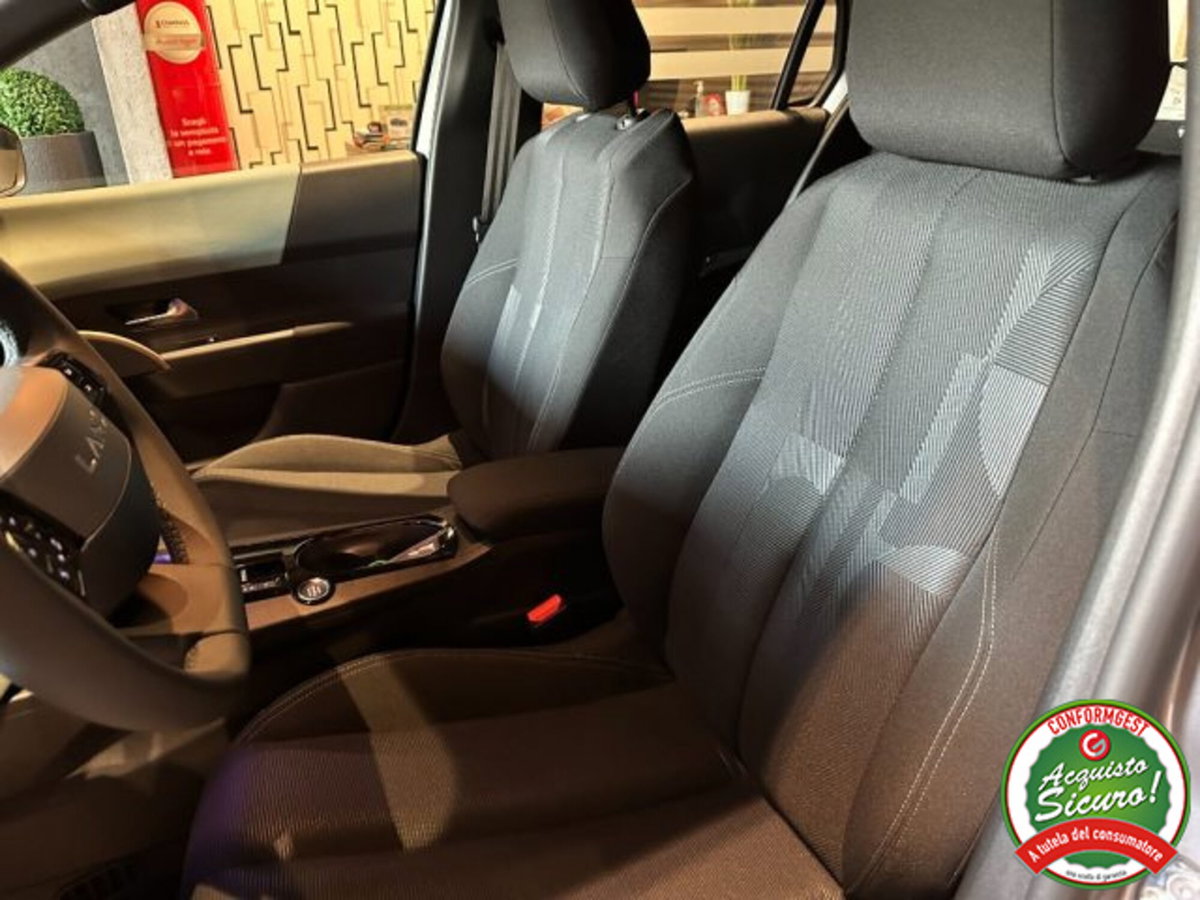 Lancia Ypsilon 1.2 mhev 110cv e-dct (20)