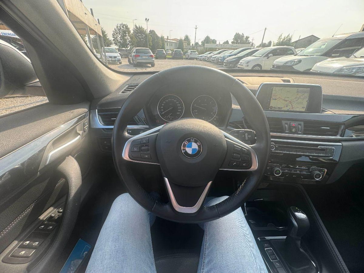 BMW X1 xDrive18d xLine Plus (10)