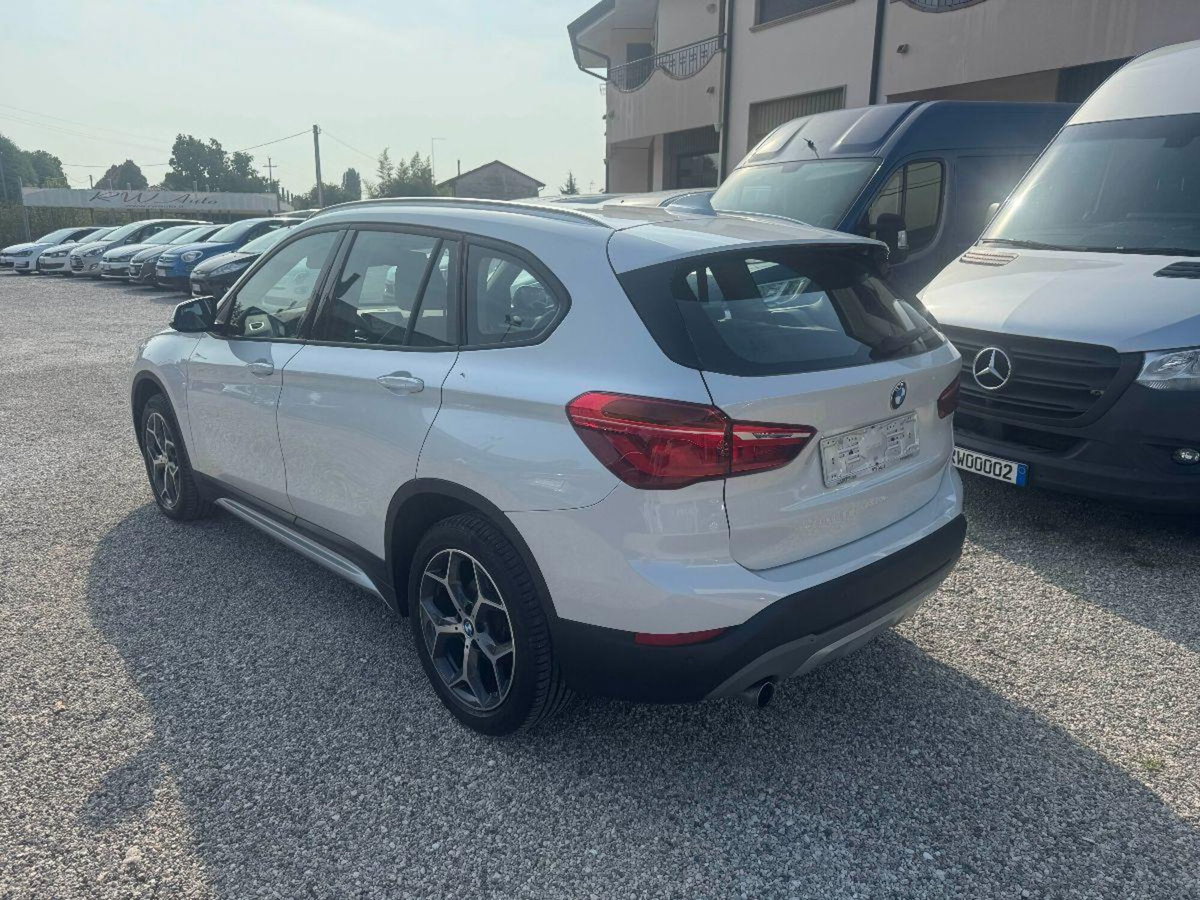 BMW X1 xDrive18d xLine Plus (5)