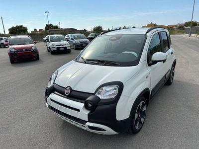 Fiat Panda Cross 1.0 firefly hybrid Cross s&s 70cv 5p.ti nuova