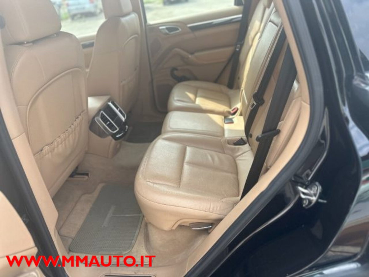 Porsche Cayenne 3.0 Diesel (10)