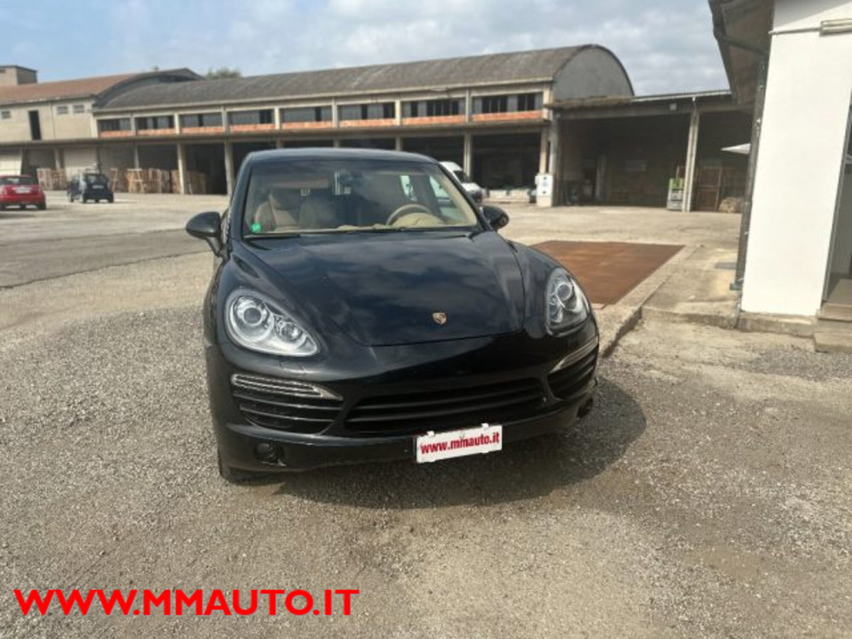 Porsche Cayenne 3.0 Diesel (2)