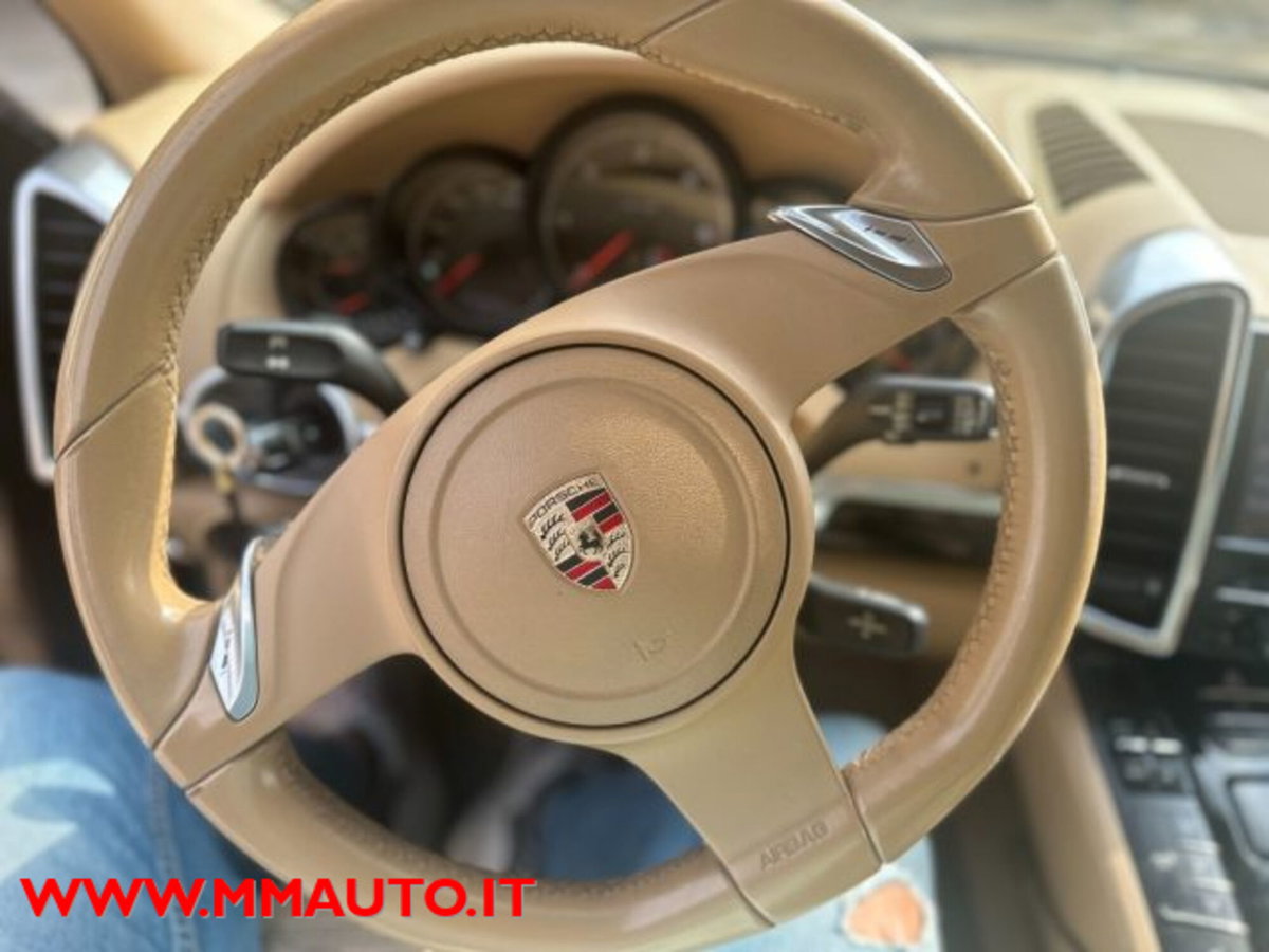 Porsche Cayenne 3.0 Diesel (20)