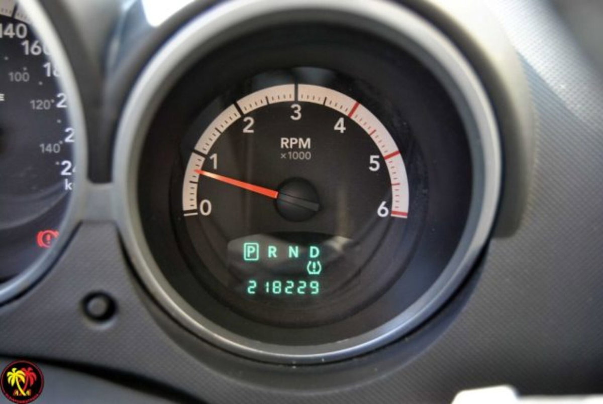 Dodge Nitro 2.8 CRD DPF SXT 4WD (10)
