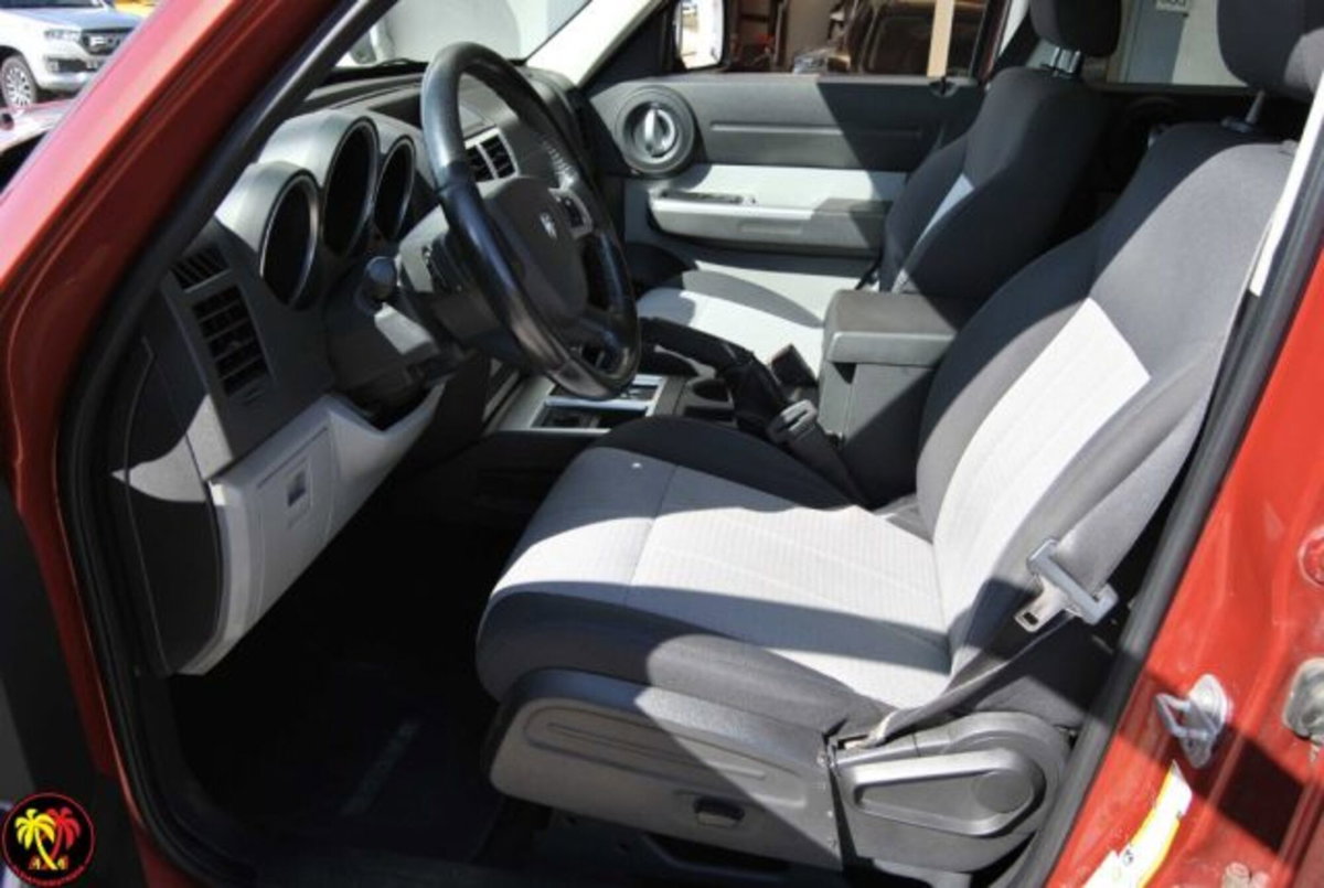 Dodge Nitro 2.8 CRD DPF SXT 4WD (7)