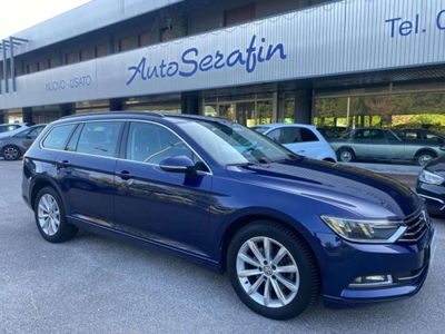 Volkswagen Passat Variant 2.0 TDI DSG Business BlueMotion Tech  usata