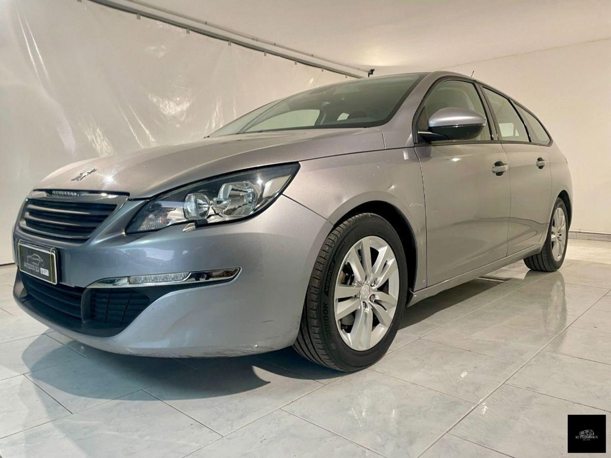 Peugeot 308 1.6 HDi 92 CV Business (3)
