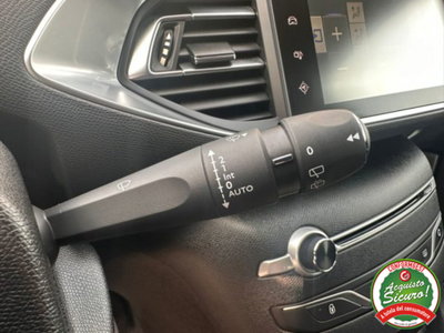 Peugeot 308 SW BlueHDi 150 S&S EAT6 GT Line (14)