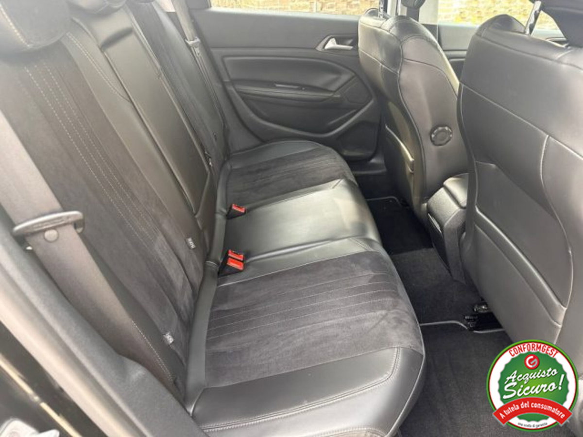 Peugeot 308 SW BlueHDi 150 S&S EAT6 GT Line (8)