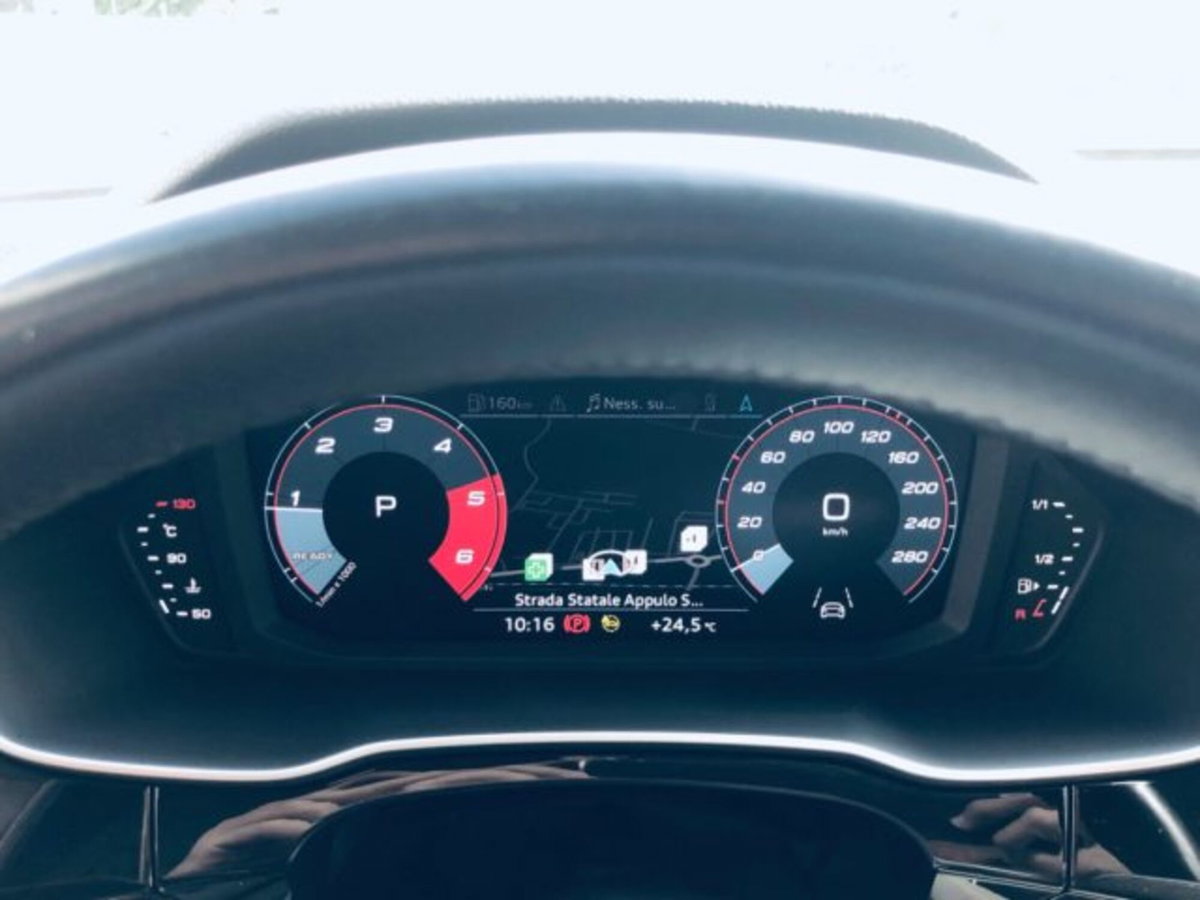 Audi Q3 35 TDI quattro S tronic Business (7)