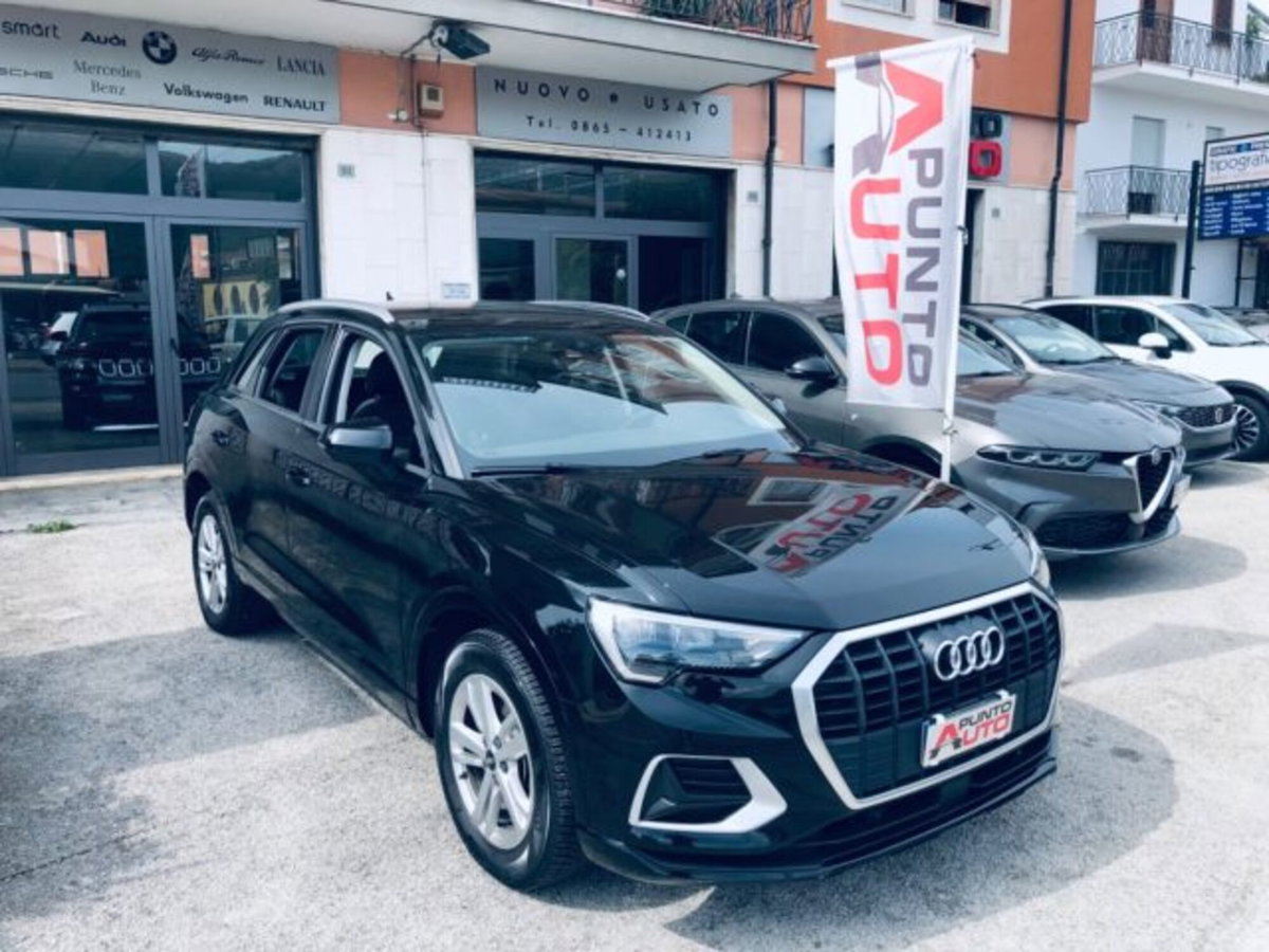 Audi Q3 35 TDI quattro S tronic Business (5)