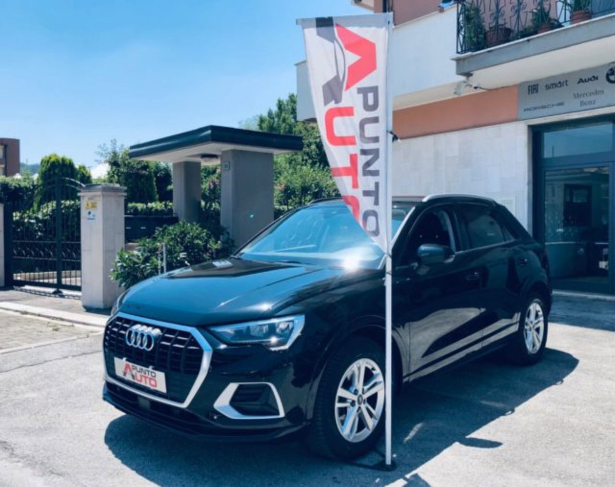 Audi Q3 35 TDI quattro S tronic Business (3)