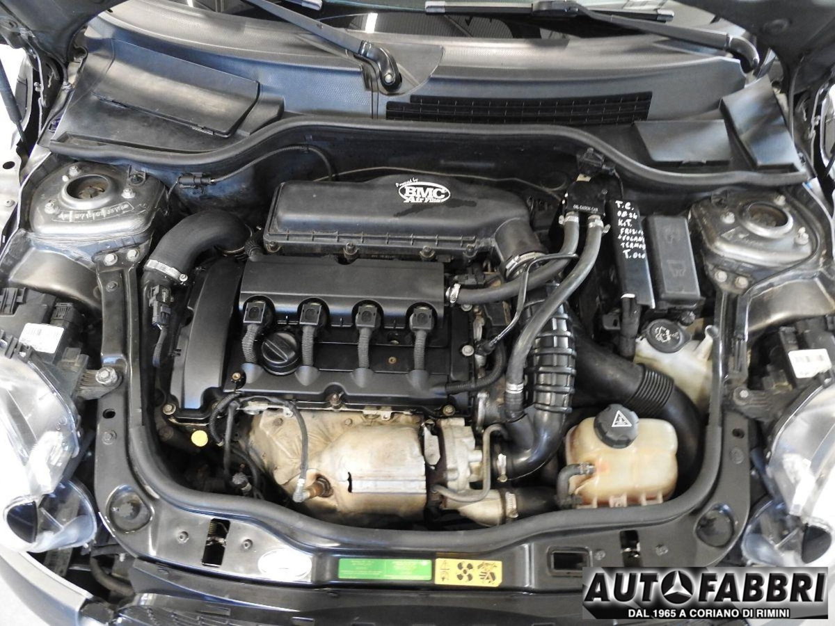 MINI Mini 1.6 16V Cooper S (14)