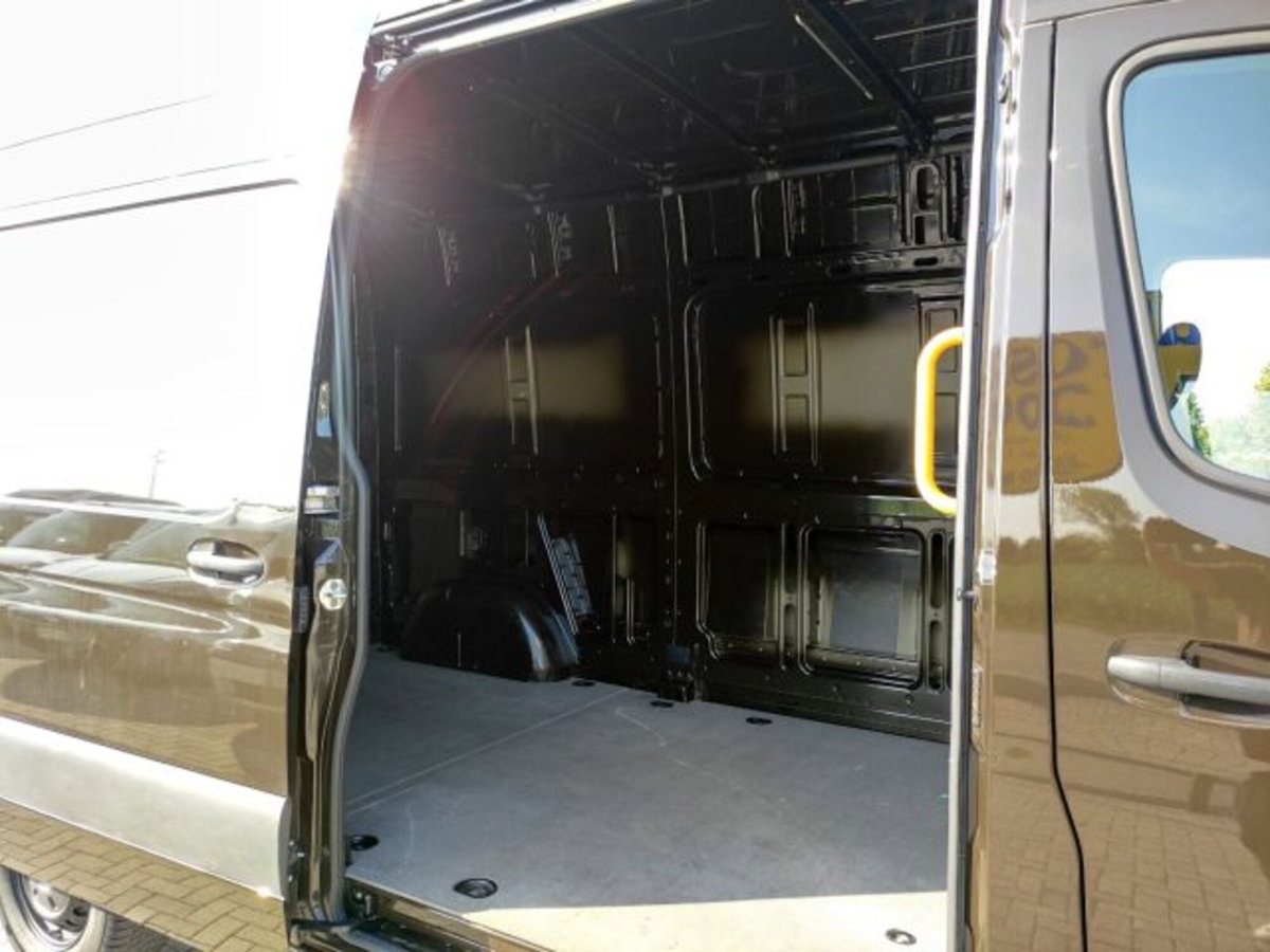 Mercedes-Benz Sprinter F39/35 311 CDI FWD TA Furgone (4)