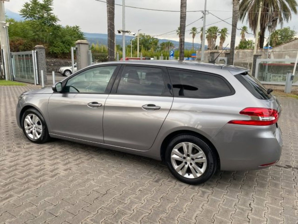 Peugeot 308 SW BlueHDi 130 S&S EAT6 Allure (19)