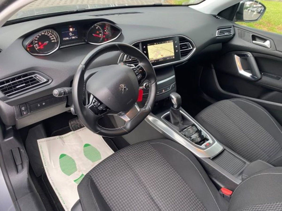 Peugeot 308 SW BlueHDi 130 S&S EAT6 Allure (5)