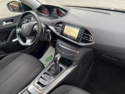 Peugeot 308 SW BlueHDi 130 S&S EAT6 Allure (9)