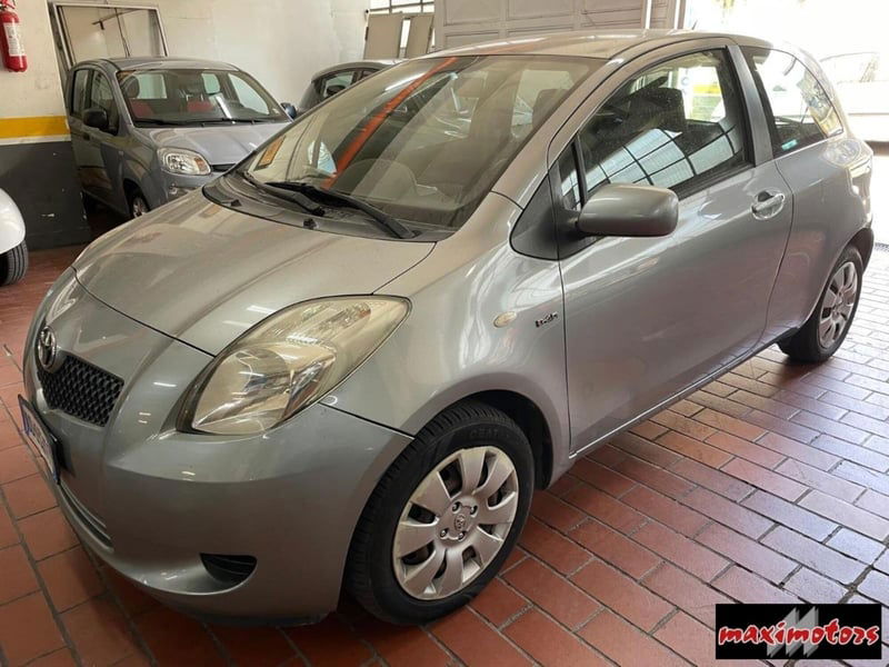 Toyota Yaris 1.D-4D 3 porte Sol